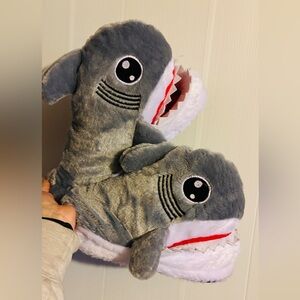 New Shark Slippers Plush Novelty Cute Cozy Indoor House Shoes  Animal Slippers